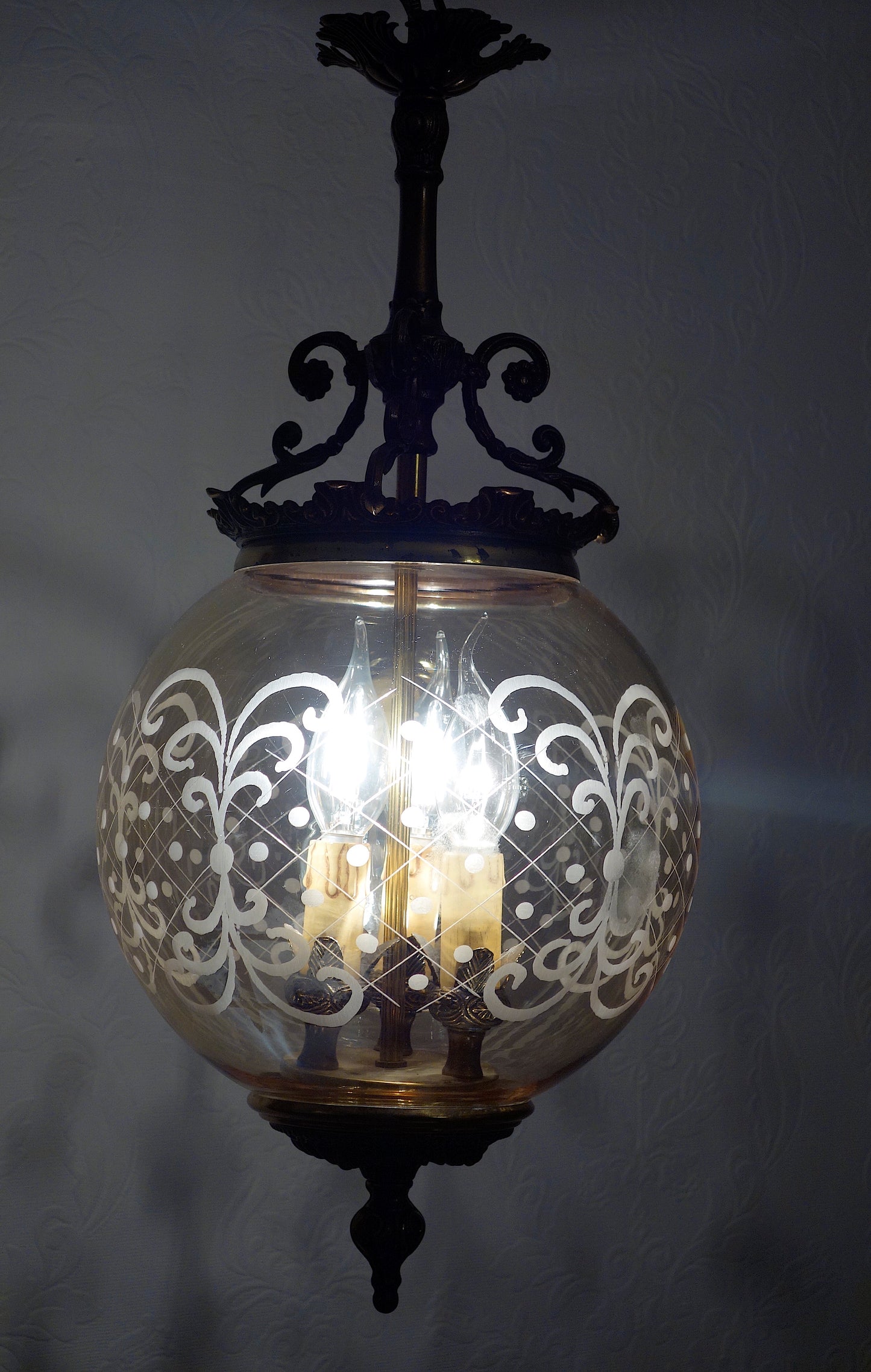 Wunderschöne Antik Messing Glas Hollampe, Kronleuchter, Lüster, 1940er