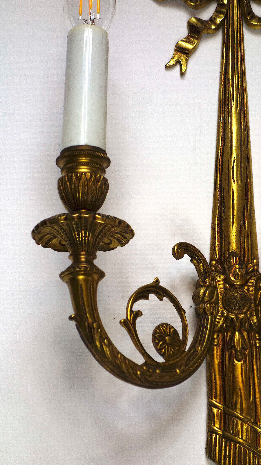 Hochwertige Antik Massiv Messing Wandlampe aus 1920ern