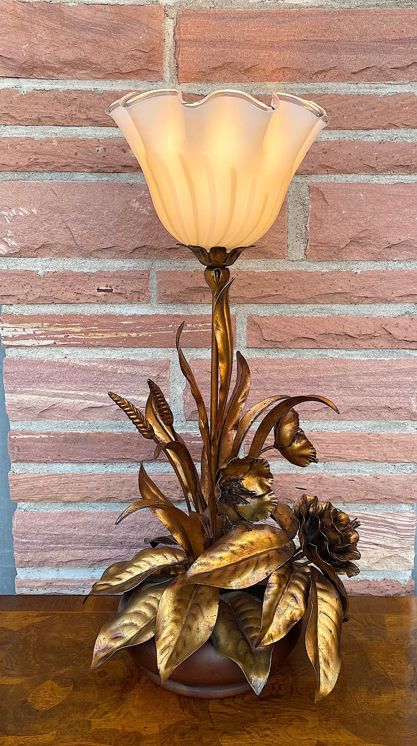 Vintage Hans Kögl Weizenähren und Blumen Tischlampe, 1960er