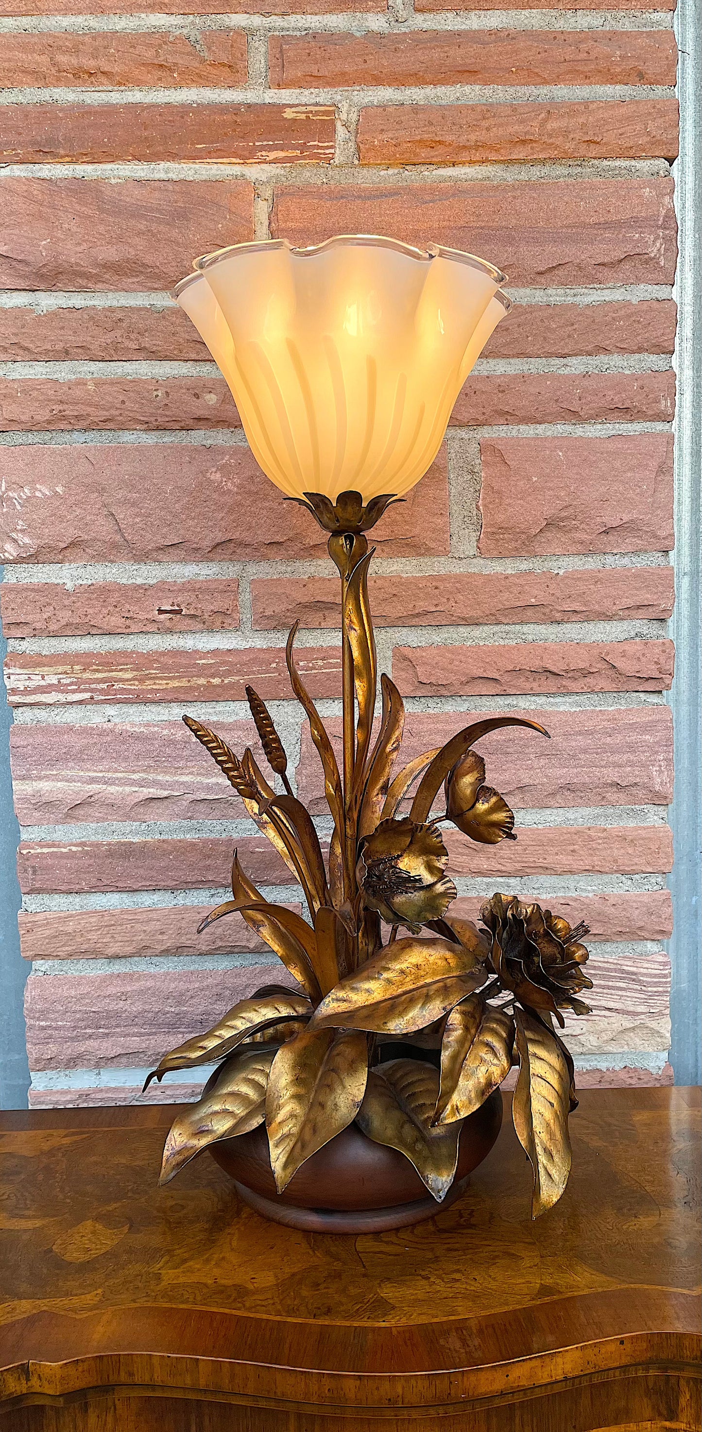 Vintage Hans Kögl Weizenähren und Blumen Tischlampe, 1960er