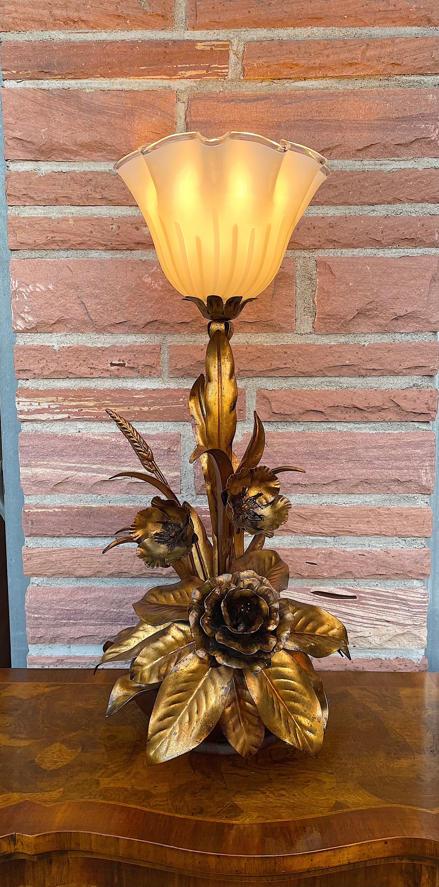 Vintage Hans Kögl Weizenähren und Blumen Tischlampe, 1960er